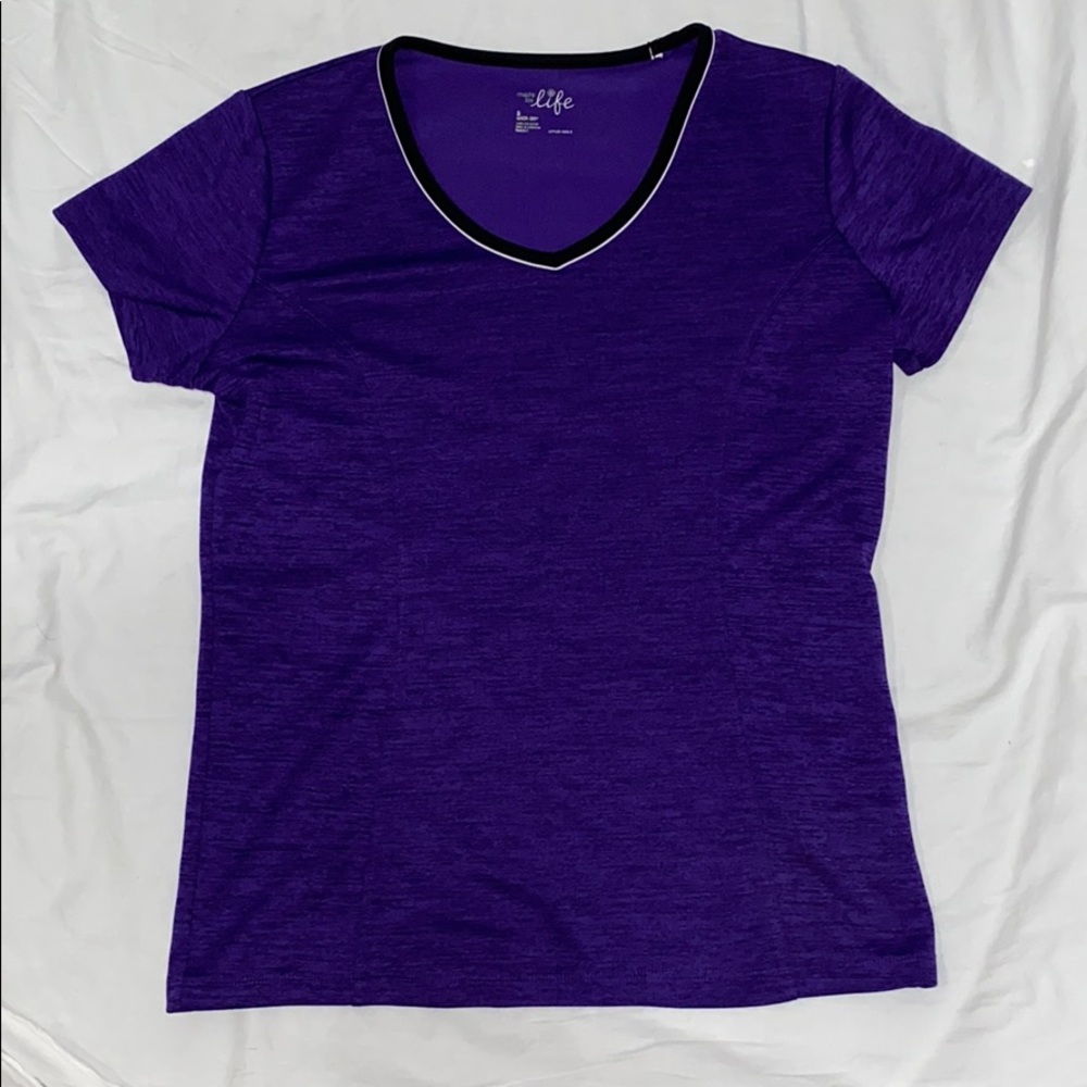 S Made for Life athletic short sleeve t shirt